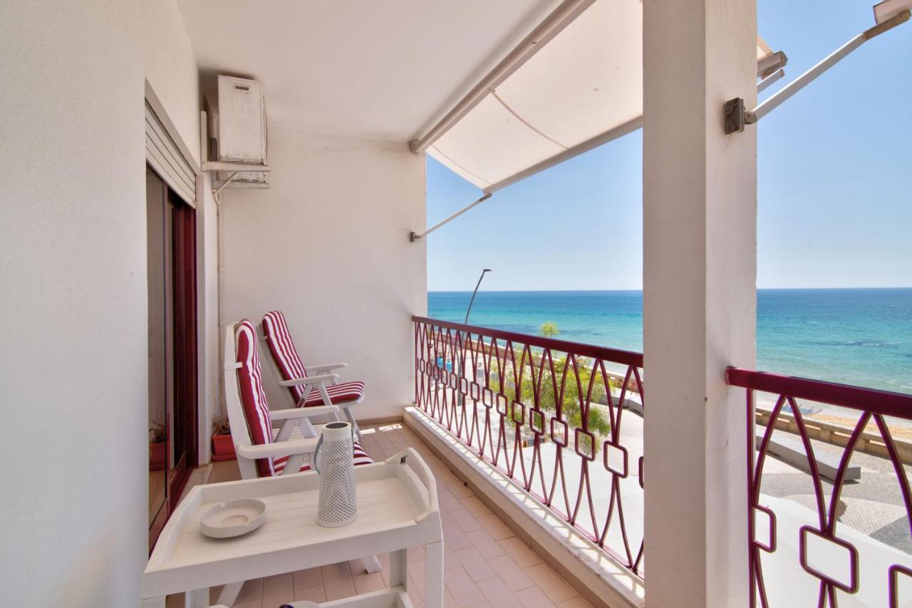 Apartamento Beira Mar Armação de Pêra Eksteriør billede