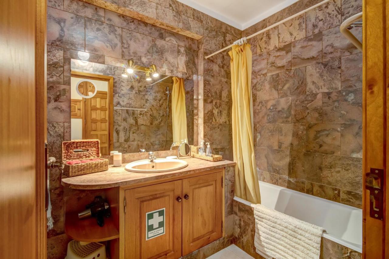Apartamento Beira Mar Armação de Pêra Eksteriør billede
